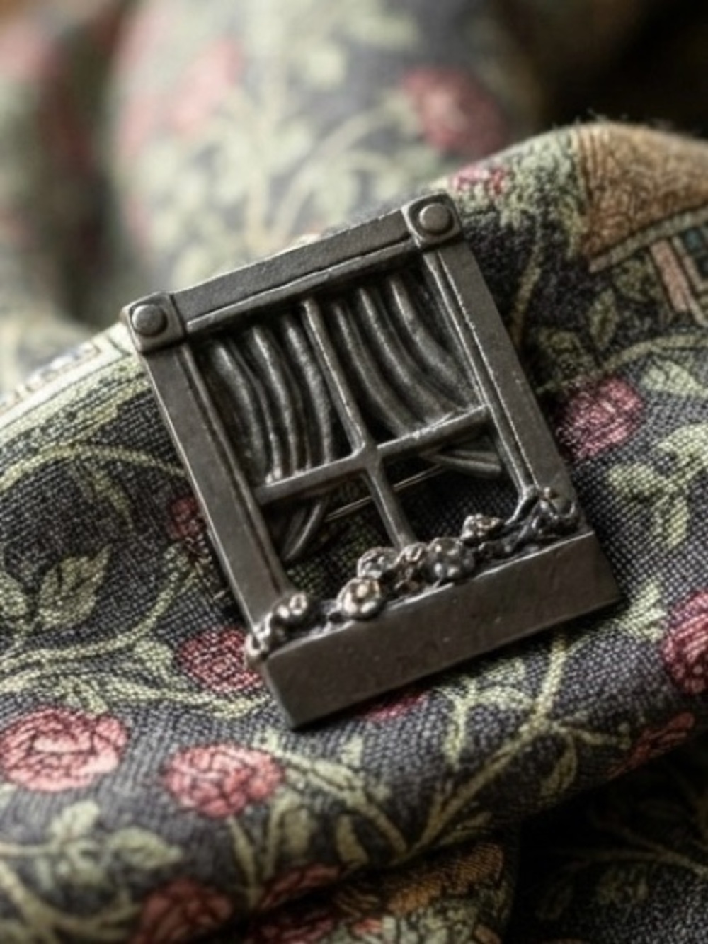 Vintage Jim Clift Pewter Window Brooch Pin Cottagecore Rose Flower Box